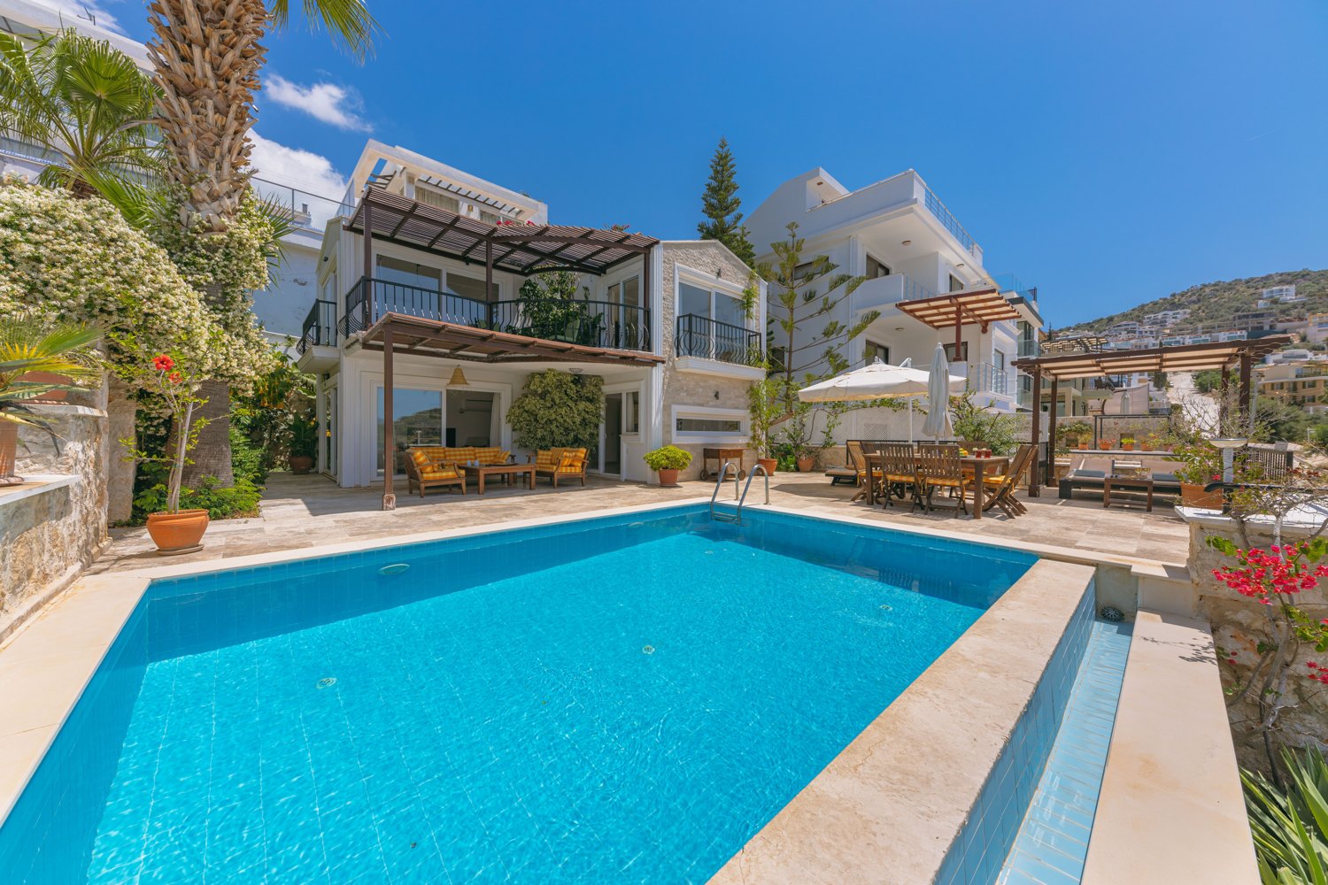 Sunset Terrace Villa exterior